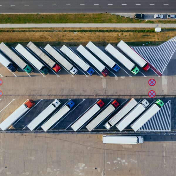 RAI vereniging: Te weinig laadpalen voor elektrische vrachtwagens