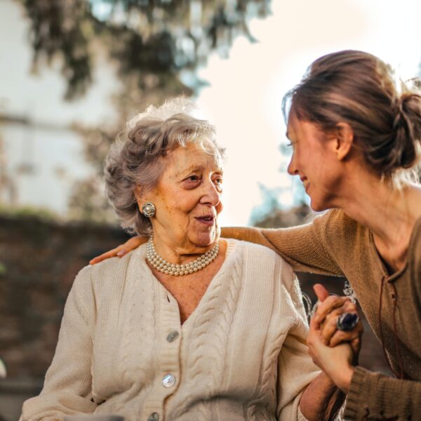 'Als we zo doorgaan moet één op de drie schoolverlaters in de zorg gaan werken'