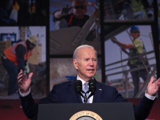 Stand.nl: 'Het gaat bij de kandidatuur van Joe Biden te veel over zijn leeftijd'