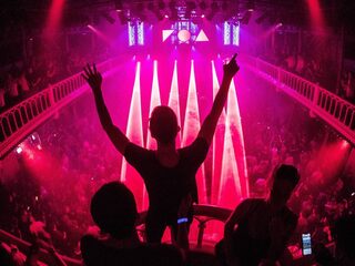 Aangescherpte maatregelen treffen horeca, clubs en evenementen