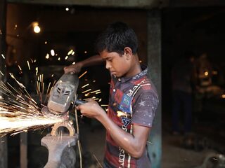 Moderne slavernij: een hardnekking probleem en een lucratieve business