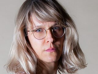 Een sexy paaldans in zoektocht naar liefde en intimiteit