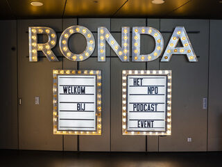 NPO Radio 1-bonuspodcasts live vanaf het NPO Podcastevent