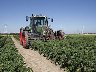 RIVM wil strengere regels voor gebruik van landbouwgif om mogelijk hersenziektes te voorkomen