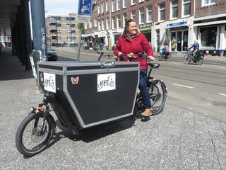 Straatpastor organiseert filosofieclub voor daklozen in Amsterdam