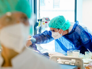 Ziekenhuisbezetting daalt, meer ruimte voor knie- en heupoperaties