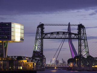 Stand.nl: 'De ophef over het superjacht van Jeff Bezos is overdreven'