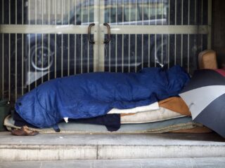 'Als je ergens niet kunt werken aan een goede toekomst, dan is dat in de opvang'