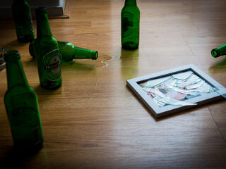 Geweld binnen je relatie: 'Voor de eerste klap valt is er al een bodem gelegd'