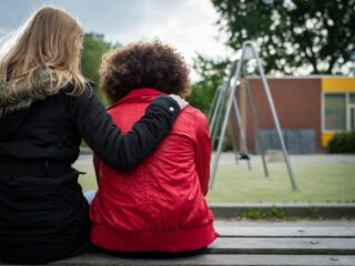 Ombudsman en kinderombudsvrouw: 'Gemeenten moeten meer doen om huisuitzettingen te voorkomen'