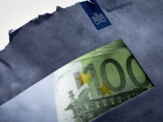 Stand.nl: 'De hoogte van armoedesteun moet in alle gemeenten hetzelfde zijn'