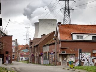 Stand.nl: 'De woningnood dwingt ons om ook te bouwen op ongezonde plekken'