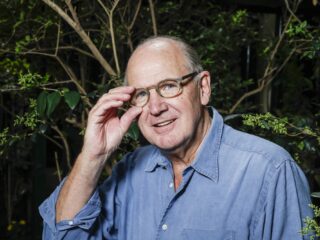 Philip Freriks wordt altijd 'dieper geraakt' door het Nederlands dan het Frans