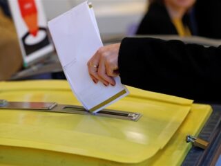 Roep om democratische vernieuwing: 'We leven in een diplomademocratie'