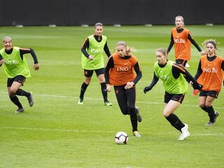 Een hersenschudding door voetbal: minder onschuldig dan je denkt