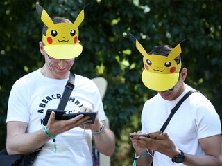 Het succes van Pokémon kent geen grenzen: winkels beveiligd en kaarten voor miljoenen euro's