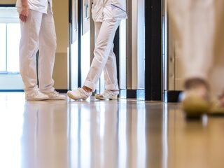 60 procent verpleegkundigen had ooit last van seksueel ongewenst gedrag: 'Schokkend beeld'