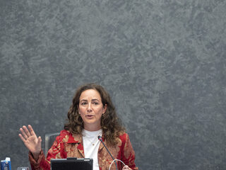 Femke Halsema: 'Handhaving ligt eerst bij horeca, sportscholen en stadions'