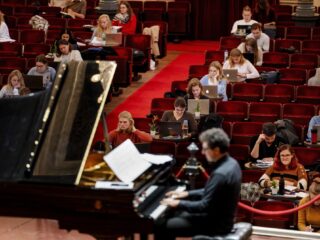 Met deze muziek kom je je nieuwe studiejaar door