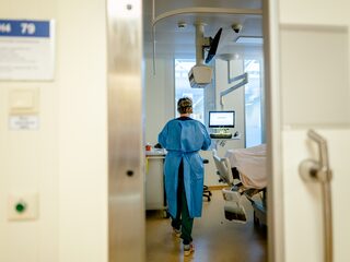 CBS: Sociaal-demografische factoren spelen rol bij coronasterfte