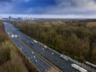 Verbreding A27 bij Amelisweerd 'beetje absurd', vindt topeconoom Herman Wijffels