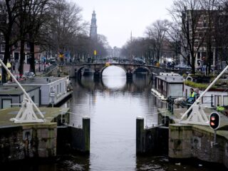 Wat maakt Amsterdam zo’n zure stad?