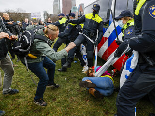 VN-rapporteur kritisch op politie tijdens coronaprotest: 'Dit is niet hoe een goede onderzoeker te werk gaat'