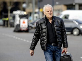 Advocaat Peter Plasman: 'Aanslag op Peter R. de Vries mogelijk met terroristisch motief'