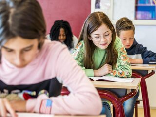 Onderwijs is te veel gericht op prestatie en te weinig op welzijn
