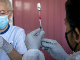 Ziekenhuizen onderzoeken of meerdere prikken na Janssen-vaccin beter beschermen tegen coronavarianten