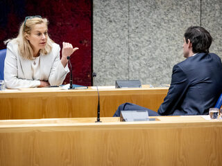 Coronahulp voor arme landen spleet de coalitie