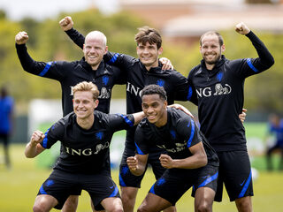 'Geen prik? Geen EK!'