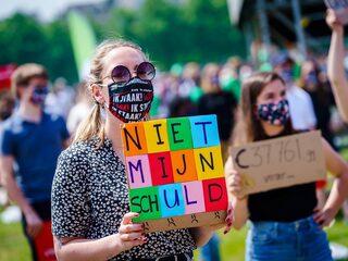 Torenhoge studieschuld van leenstelsel-generatie: 'Hij moet worden afbetaald'