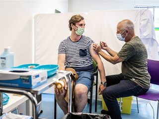 Stand.nl: 'Het is belangrijk om te weten wie gevaccineerd is'