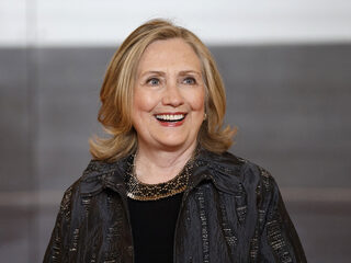 Het eerste fictieboek van Hillary Clinton: een 'spannende' politieke thriller