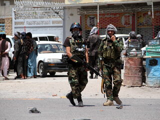 'Laat Afghanistan zelf de vrede bereiken'