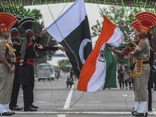 'Machtsovername Taliban zet relatie India en Pakistan verder op scherp'