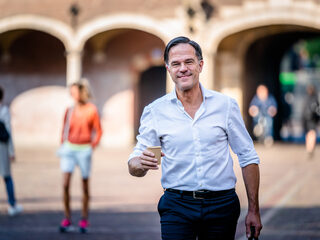 Hét buzzword van de formatie: stabiliteit. 'Terwijl het gaat om macht'