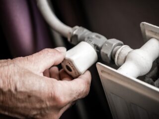 Wat kan Nederland doen om de energieprijzen te beteugelen?