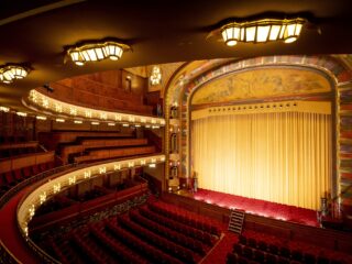 Over dit boek over een verlaten bioscoop zijn veel kinderen enthousiast