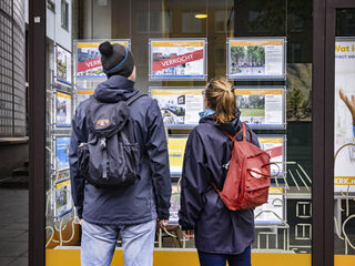 Oplossing woningmarkt? 'Schaf de hele sociale woningbouwsector af'