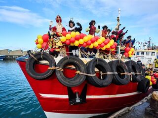 Stand.nl: 'Hoe viert u dit jaar Sinterklaas?'