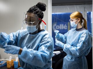 RIVM: 'Coronacijfers stijgen door op alle fronten'