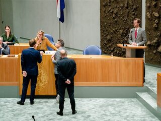 Stand.nl: 'Er moet strenger worden opgetreden tegen Kamerleden die zich misdragen'