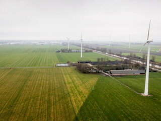 Komt het datacenter in Zeewolde er wel of niet? 'Het zou een landelijke beslissing moeten zijn'