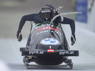 Jennifer Onasanya 'bobt' voor Oostenrijk, maar Nederland blijft haar thuis: 'Het is maar een pakkie'