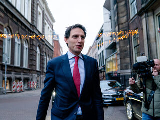 Wopke Hoekstra niet bang dat toekomstige generaties opgescheept zitten met grote schulden