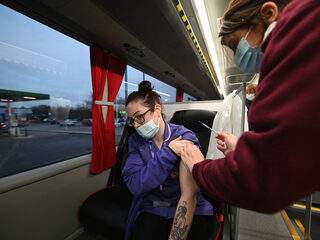 Prikbus of stemlokalen inrichten: kunnen we creatief sneller boosteren?