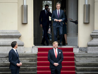 Inhoudelijke kennis of politiek ervaren: wat maakt een goede minister?