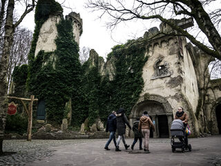 Efteling moet uitkijken met slopen Spookslot: 'Het is populair door haar verleden'